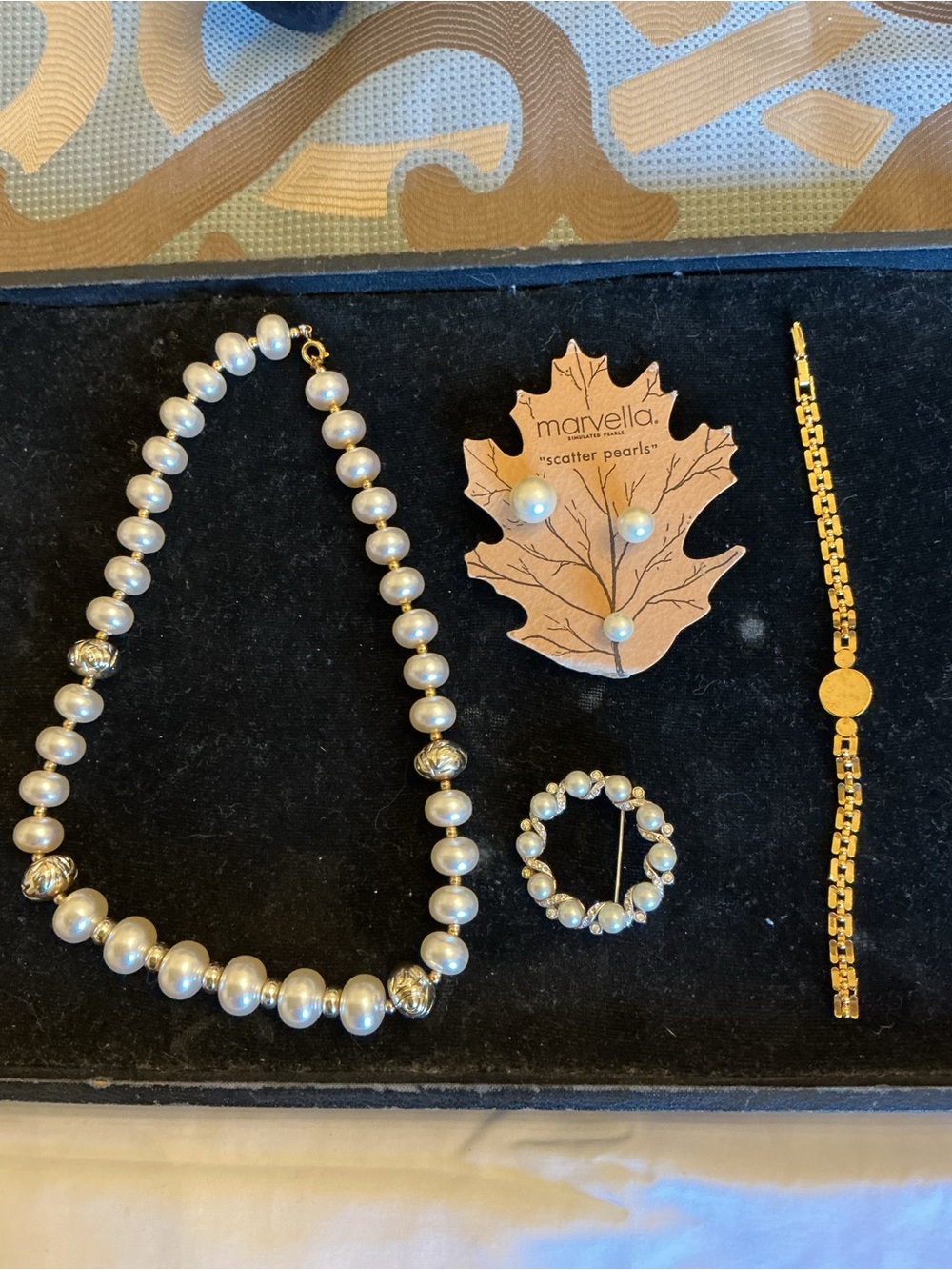 Marvella  Faux Pearl Pin and Brooch Bundle - Picture 2 of 3